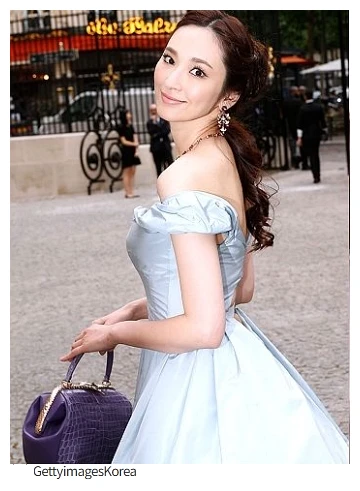 출산 한 번에 7600억 받은 대만 톱배우, 12년 동거 끝에 맞닥뜨린 충격 결말 1 pace wu