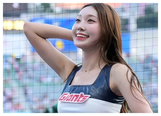 박담비 치어리더 롯데 자이언츠 유니폼 응원 현장